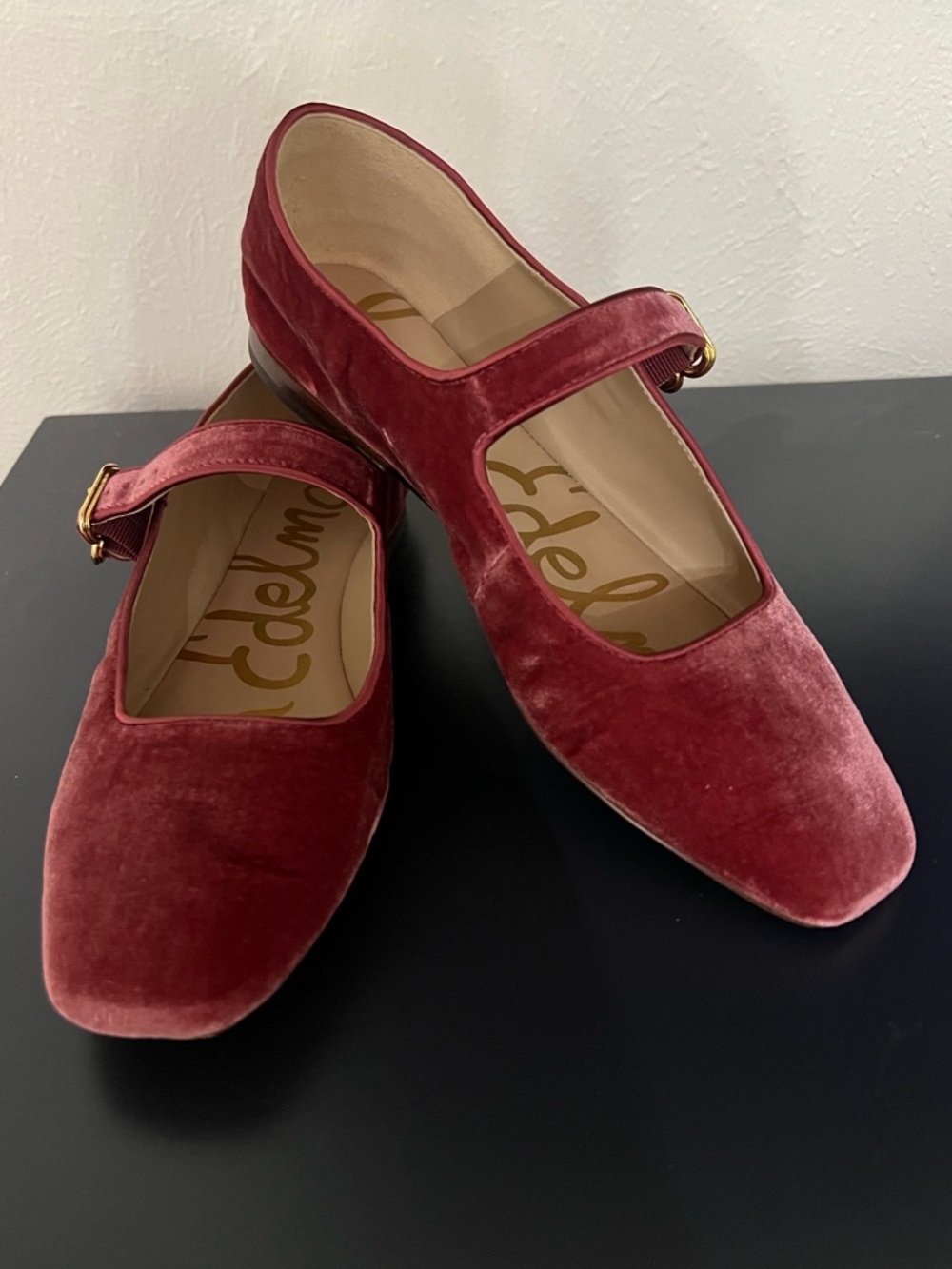 Sam Edelman Women's Michaela Mary Jane Flats in Raspberry Velvet